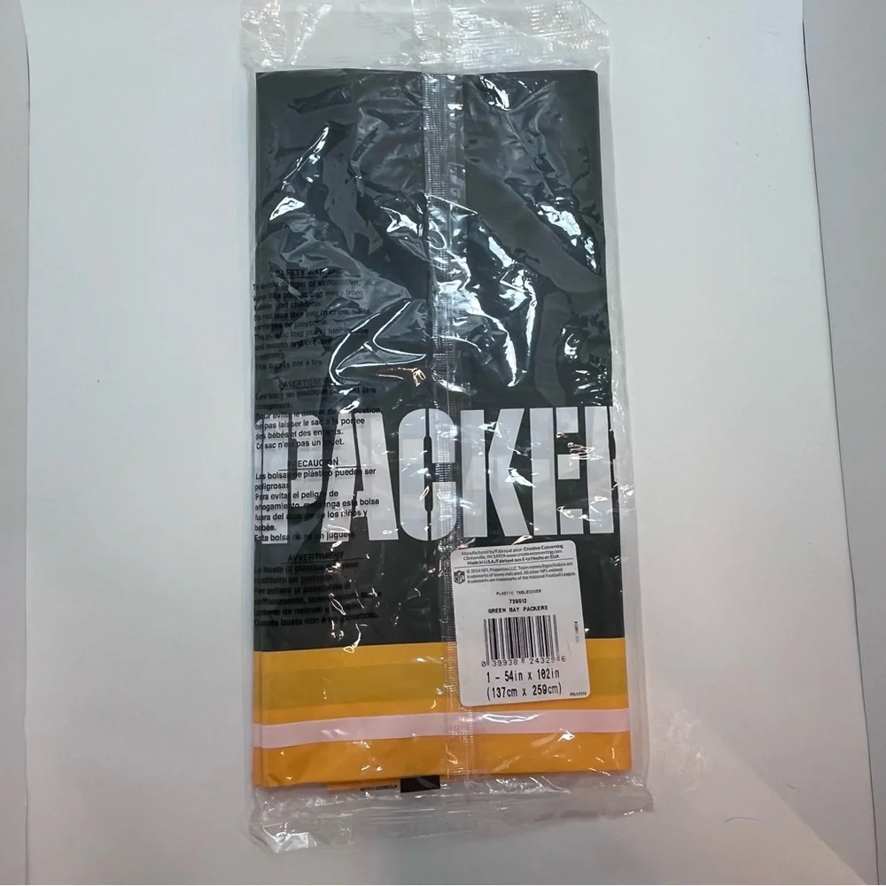 Green Bay Packers official NFL Football Party Tablecloth Rectangle Plastic NEW